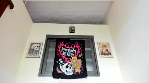 Snapshot of saucy_zaren chatting on 02-19-26, 07:32 Zaren online show from 02-19-26, 07:32