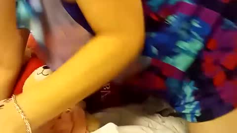 Snapshot of saucybear666 chatting on 03-05-25, 04:13 SnowBunny online show from 03-05-25, 04:13