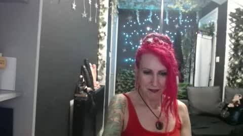 SaucySky online show from 11-12-25, 10:09