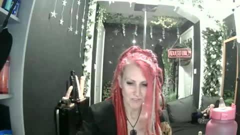 SaucySky online show from 04-29-26, 08:48
