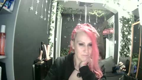 SaucySky online show from 05-03-26, 09:43