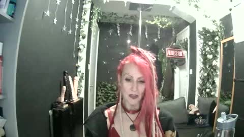 SaucySky online show from 05-13-26, 09:22