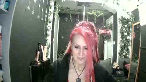 SaucySky online show from 05-14-26, 11:00