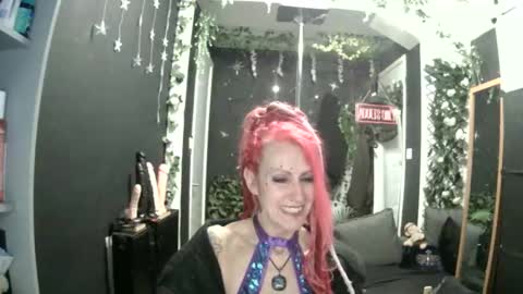 SaucySky online show from 05-16-26, 07:56