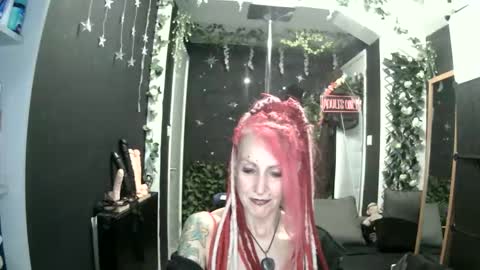 SaucySky online show from 05-23-26, 08:57