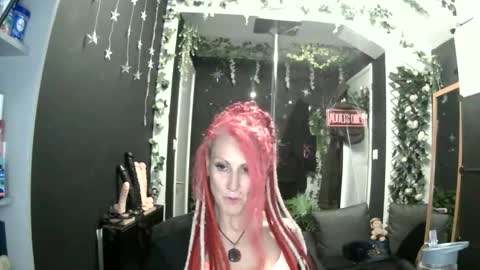 SaucySky online show from 06-04-26, 11:00