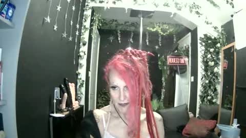 SaucySky online show from 06-06-26, 08:46