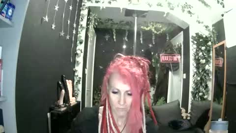 SaucySky online show from 06-07-26, 08:45