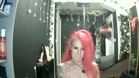 SaucySky online show from 07-22-26, 09:06