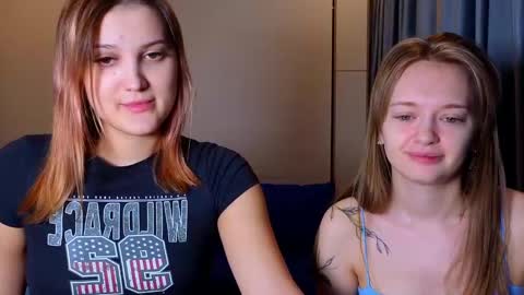 Snapshot of sav_anna chatting on 02-03-25, 02:02 LUNA and ANNA online show from 02-03-25, 02:02