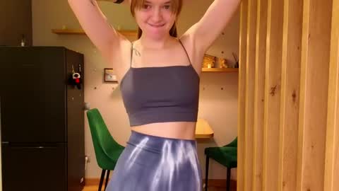 Snapshot of sav_anna chatting on 02-09-25, 05:54 LUNA and ANNA online show from 02-09-25, 05:54