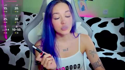 Snapshot of savage_lust_ chatting on 10-07-25, 02:53 Ariel online show from 10-07-25, 02:53