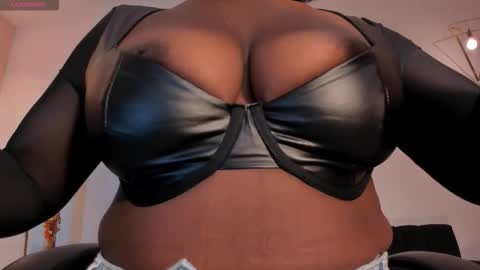 S a v a n n a h  online show from 09-11-25, 01:44