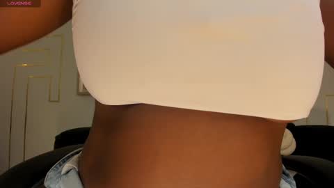 S a v a n n a h  online show from 09-17-25, 11:56