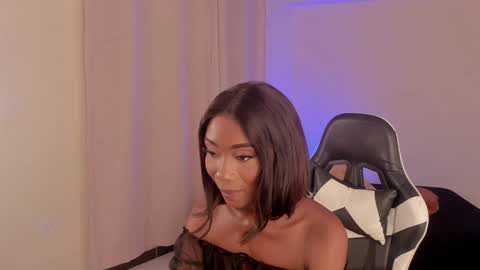 Snapshot of savannahwildee chatting on 01-28-25, 08:04 Savannahwildee online show from 01-28-25, 08:04