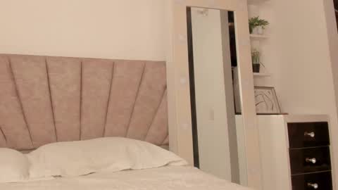 Savannahwildee online show from 02-11-26, 12:21