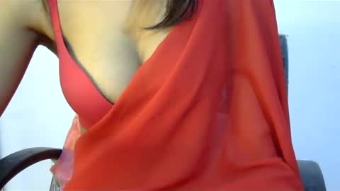 Snapshot of saxee_love chatting on 12-18-24, 08:14 saxee online show from 12-18-24, 08:14