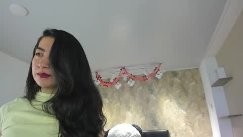 Saya Amaretto  online show from 10-10-25, 07:02