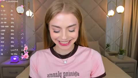 Snapshot of sayl0r_moon chatting on 03-12-25, 12:31 Kira GMT 7 Mon Thu-Sun 0800am-0200pm online show from 03-12-25, 12:31