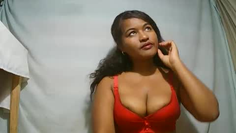 saylla1 online show from 02-14-26, 06:43