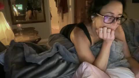 Good Girls Say Please...and Thank You online show from 12-27-24, 07:46