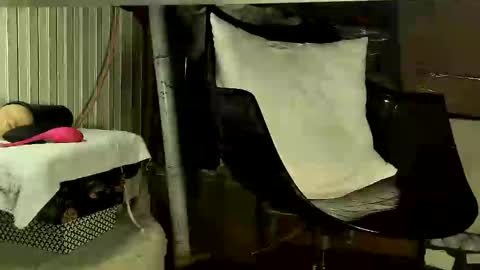 Snapshot of sbamx chatting on 12-19-24, 12:45 Sbamx online show from 12-19-24, 12:45