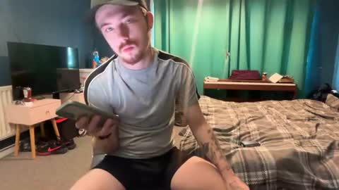 Snapshot of scallylad03 chatting on 08-02-26, 05:33 scallylad03 online show from 08-02-26, 05:33