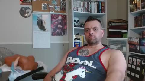 Snapshot of scarecrow2wm chatting on 02-14-25, 08:05 Kent Clark online show from 02-14-25, 08:05