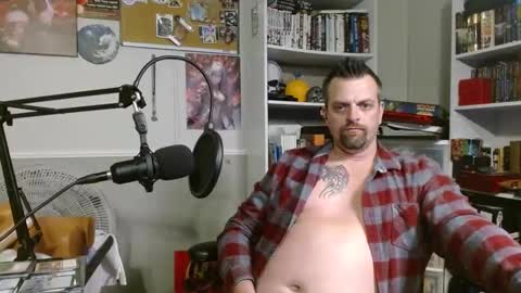 Snapshot of scarecrow2wm chatting on 11-08-25, 11:58 Kent Clark online show from 11-08-25, 11:58