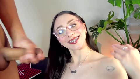 Snapshot of scarett_jackson chatting on 01-06-25, 01:53 Scarett Jackson online show from 01-06-25, 01:53