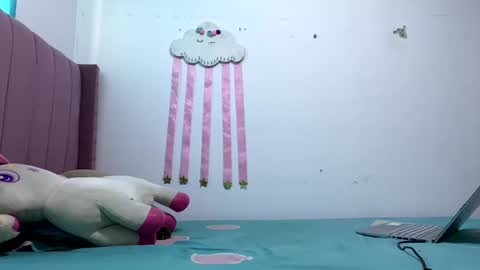 scarle222421 online show from 12-04-24, 10:08