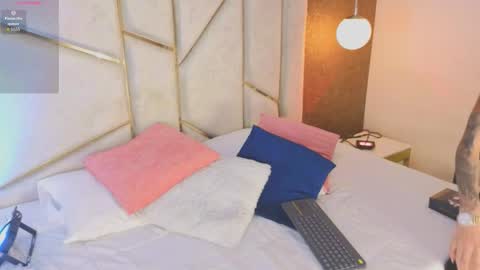 Scarlett online show from 02-10-26, 08:24