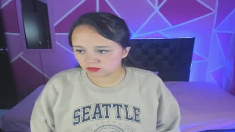 Snapshot of scarlet_angels02 chatting on 10-06-25, 02:53 scarlet_angels02 online show from 10-06-25, 02:53