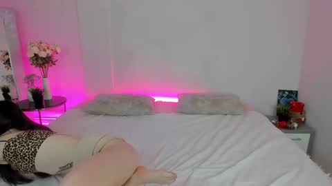 scarlet_cu1e online show from 01-26-25, 01:20