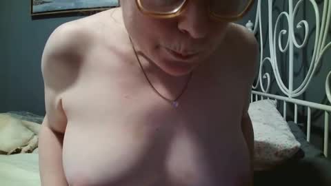Snapshot of scarlet_envyy chatting on 09-14-25, 09:58 scarlet_envyy online show from 09-14-25, 09:58