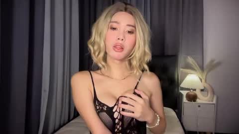 Snapshot of scarlet_hetland chatting on 05-31-26, 03:52 sweet scarlete online show from 05-31-26, 03:52