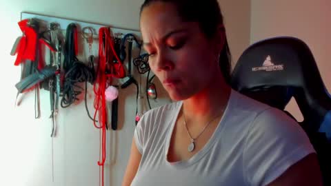 scarlet taylor kennedy online show from 04-13-26, 11:32