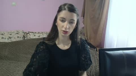 Scarlet online show from 05-15-26, 07:37