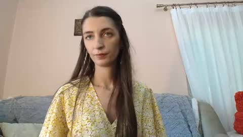 Scarlet online show from 06-19-26, 01:04