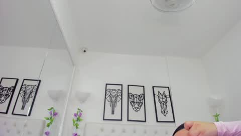 Isa online show from 01-31-25, 11:13