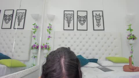 Isa online show from 01-31-25, 05:21