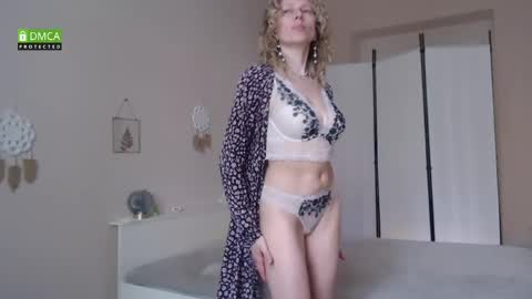 Snapshot of scarlet_sweety chatting on 05-21-26, 02:24 scarlet_sweety online show from 05-21-26, 02:24