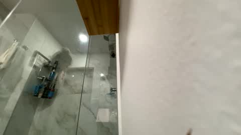 Snapshot of scarlet_whisper chatting on 11-04-25, 05:01 scarlet whisper online show from 11-04-25, 05:01