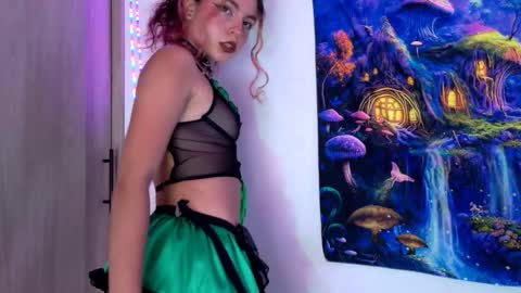 Scarlet online show from 11-12-25, 06:41