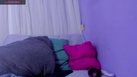 Snapshot of scarleth_blonde chatting on 01-06-25, 01:42 SCARLETH online show from 01-06-25, 01:42