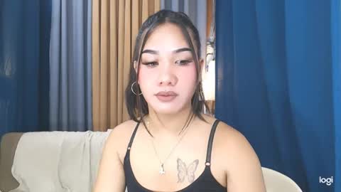 Snapshot of scarlethaert11 chatting on 05-27-26, 01:57 scarlethaert11 online show from 05-27-26, 01:57