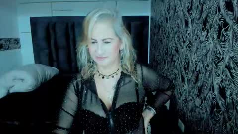 S C A R L E T online show from 10-22-25, 11:54