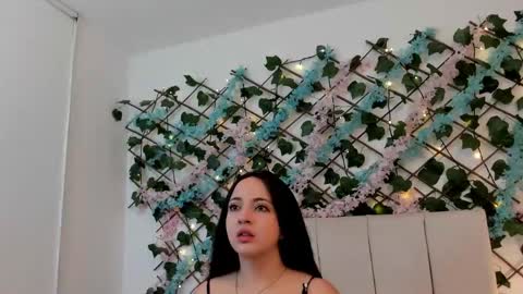 scarlet  online show from 11-23-25, 12:05