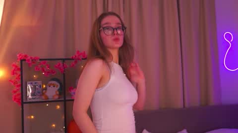 Snapshot of scarletliips chatting on 11-22-25, 11:59 Maria online show from 11-22-25, 11:59