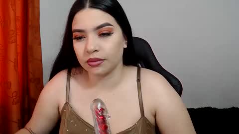 Snapshot of scarletlux_ chatting on 02-17-26, 05:08 Scarlet online show from 02-17-26, 05:08